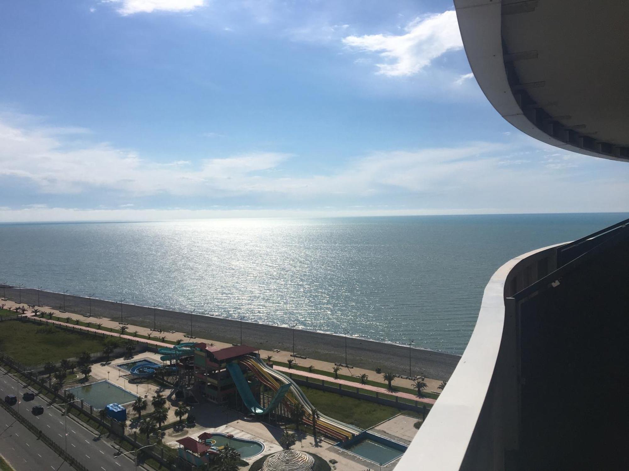 D&d Sea View First Line Apartament *