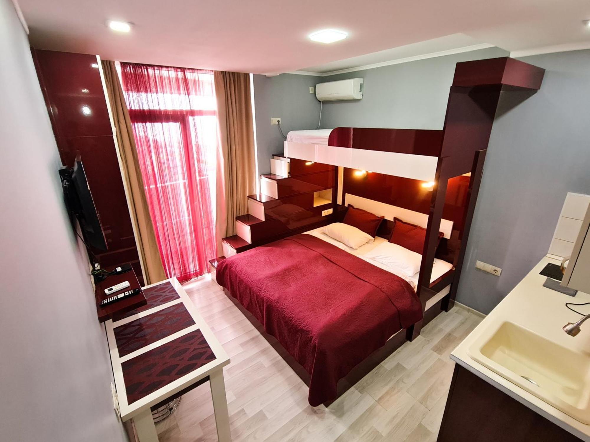 D&d Sea View First Line Apartament