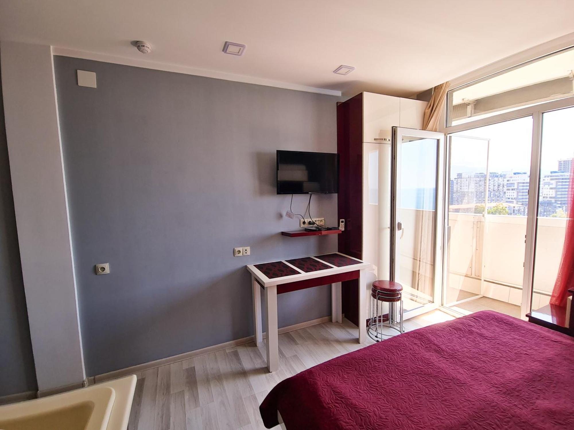 D&d Sea View First Line Apartament *